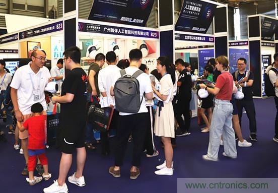 WAIE大戰“利奇馬”,3萬真粉如約駕臨“WAIE 2019第四屆上海國際人工智能展覽會” WAIE大戰“利奇馬”,3萬真粉如約駕臨“WAIE 2019第四屆上海國際人工智能展覽會”