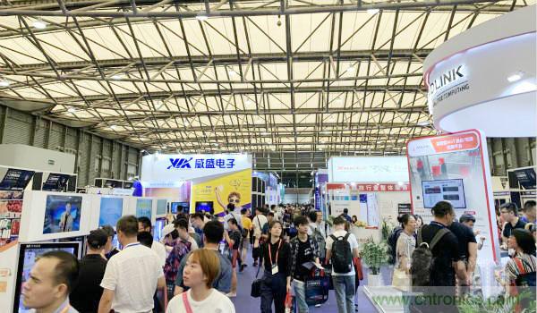 明年再見!“WAIE 2019第四屆上海國際人工智能展覽會暨人工智能產業大會”完美落幕! 明年再見!“WAIE 2019第四屆上海國際人工智能展覽會暨人工智能產業大會”完美落幕!