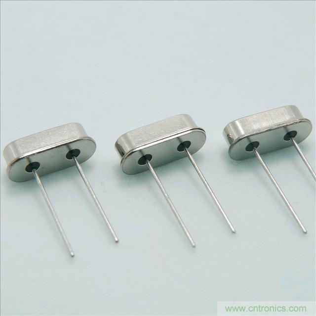 【技術解析】晶振旁邊接的兩個電容是起什么作用? 【技術解析】晶振旁邊接的兩個電容是起什么作用?