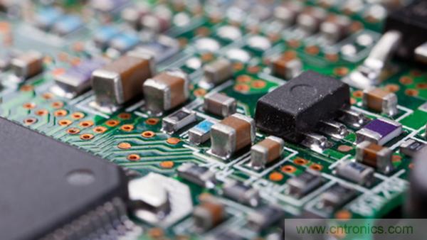 陶瓷電容老化，容值如何估算？關(guān)鍵是要理解“十倍時(shí)”的概念