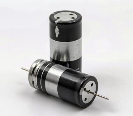 鋁殼電阻技術(shù)解析:原理、優(yōu)勢(shì)與產(chǎn)業(yè)生態(tài)全景 鋁殼電阻技術(shù)解析:原理、優(yōu)勢(shì)與產(chǎn)業(yè)生態(tài)全景